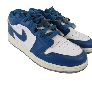Nike Air Jordan 1 Low SE (GS) Youth Sneakers